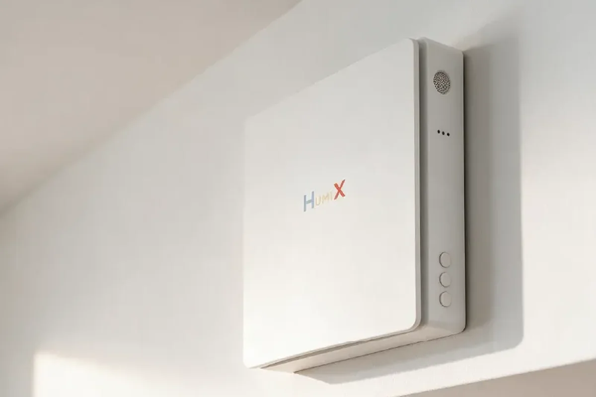 Ventilación descentralizada HUMIX renovando el aire de una estancia